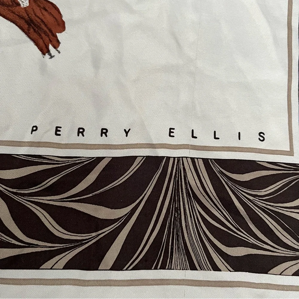 Vintage Perry Ellis Wild Birds Silk Scarf hand rolled edges green red white - Picture 7 of 7